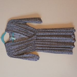 GILLI Dress Size M Color Black & White